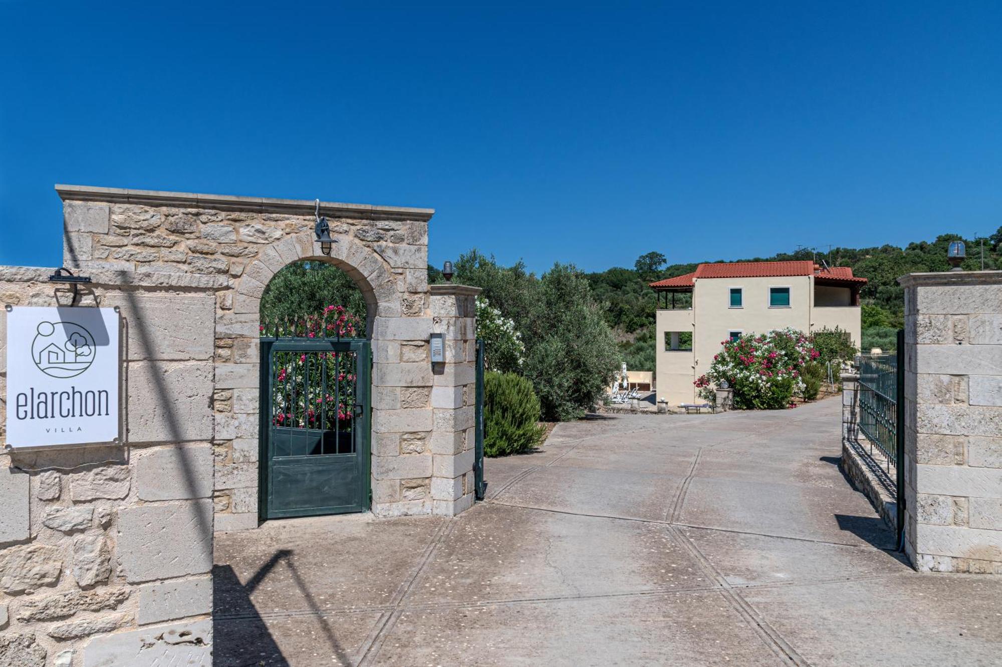 Elarchon Villa Private Pool Episkopi  Bagian luar foto